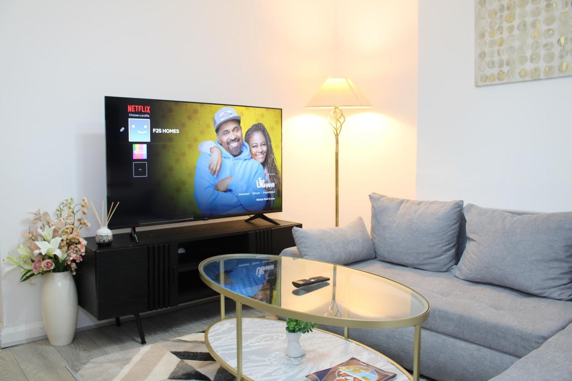 F2S Serviced Apartments 2Bedroom Terrace House With Free Wifi Netflix Suitable For Contractors Walking Distance To Train Station Derby Zewnętrze zdjęcie