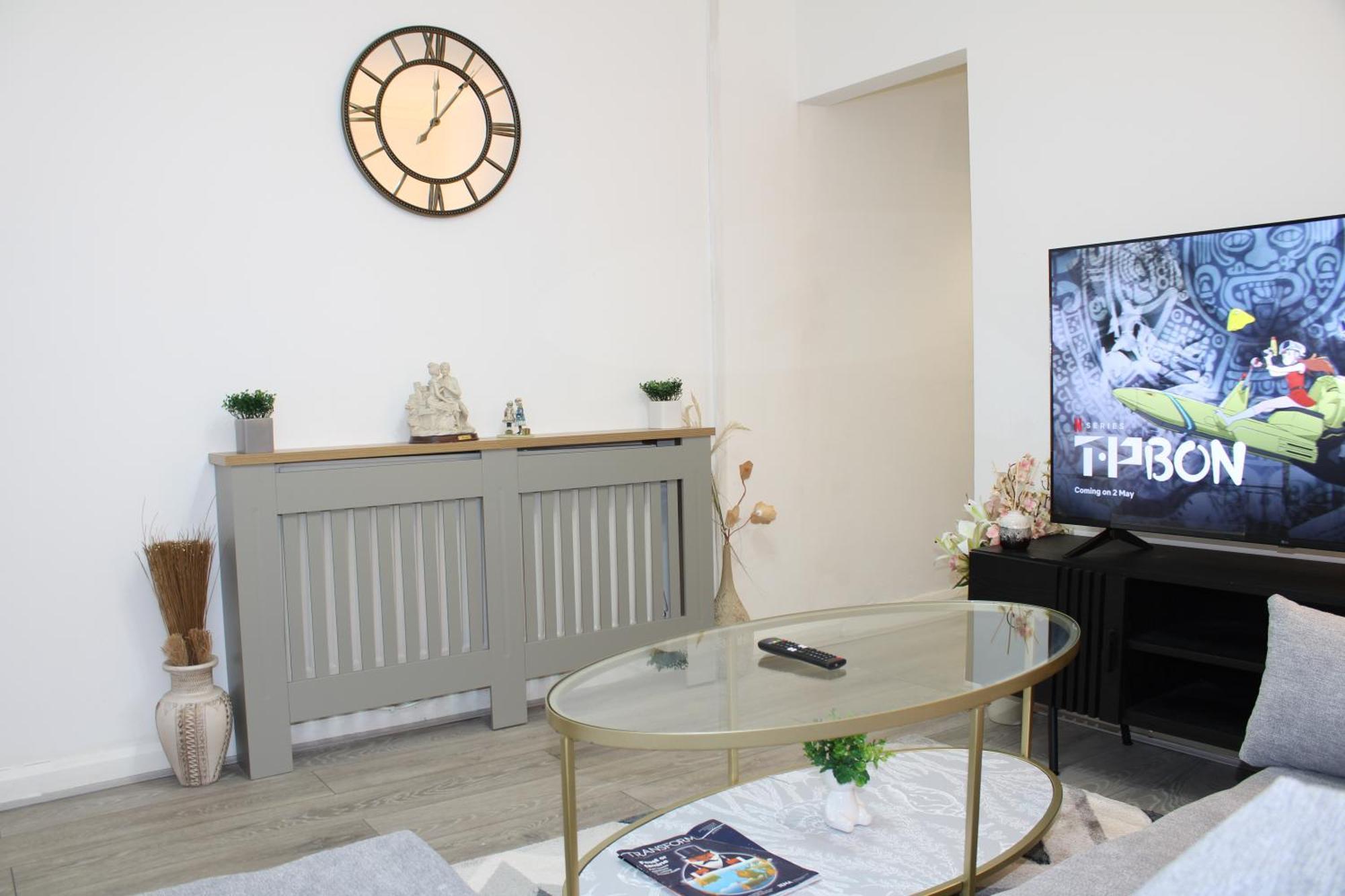 F2S Serviced Apartments 2Bedroom Terrace House With Free Wifi Netflix Suitable For Contractors Walking Distance To Train Station Derby Zewnętrze zdjęcie