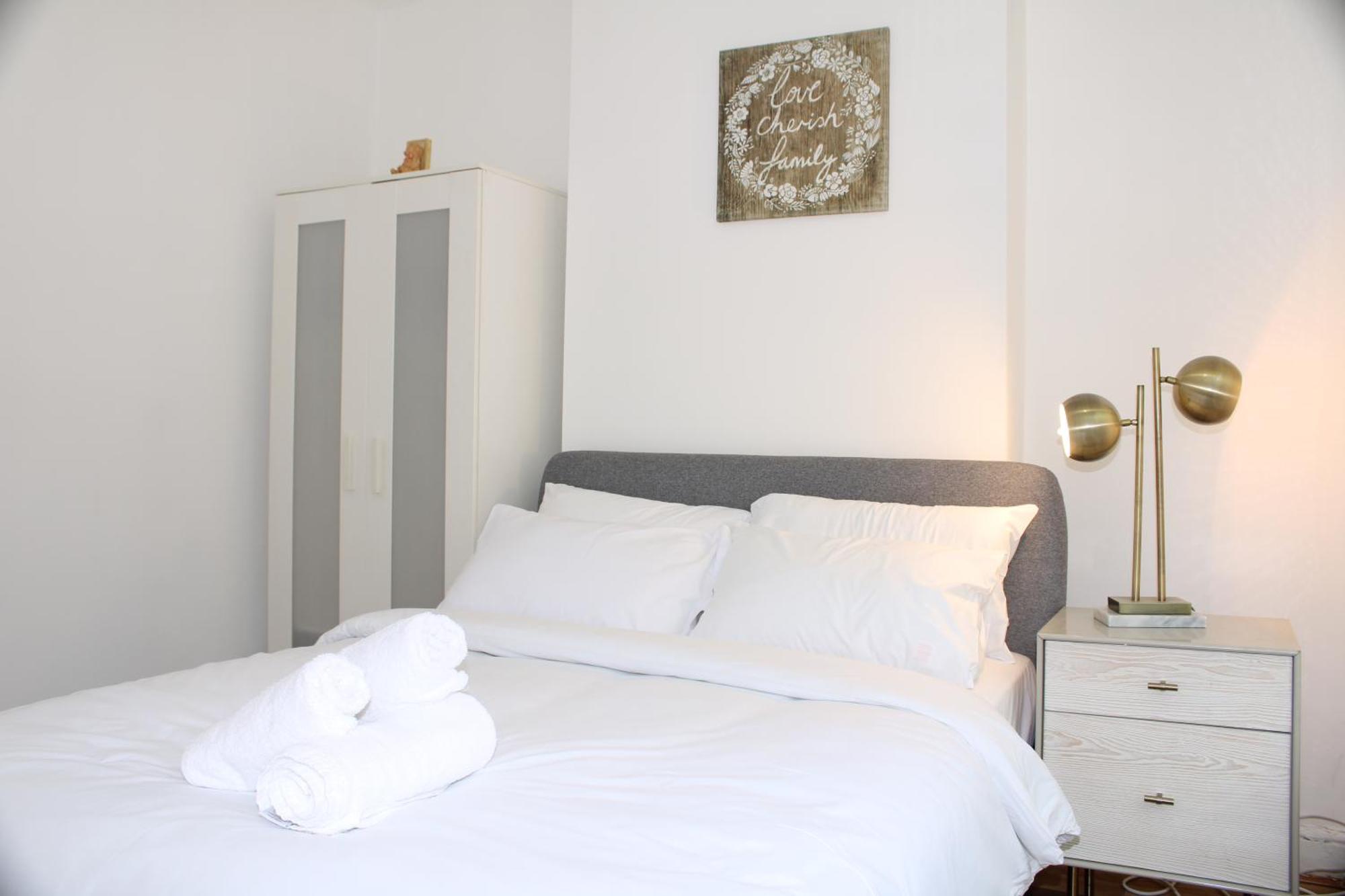 F2S Serviced Apartments 2Bedroom Terrace House With Free Wifi Netflix Suitable For Contractors Walking Distance To Train Station Derby Zewnętrze zdjęcie